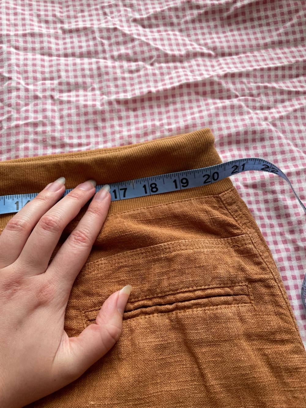Soft Surroundings Wide-Leg Cargo Pants in Camel Brown - Picture 7 of 9